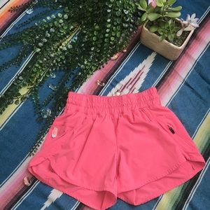 Lululemon gym shorts!